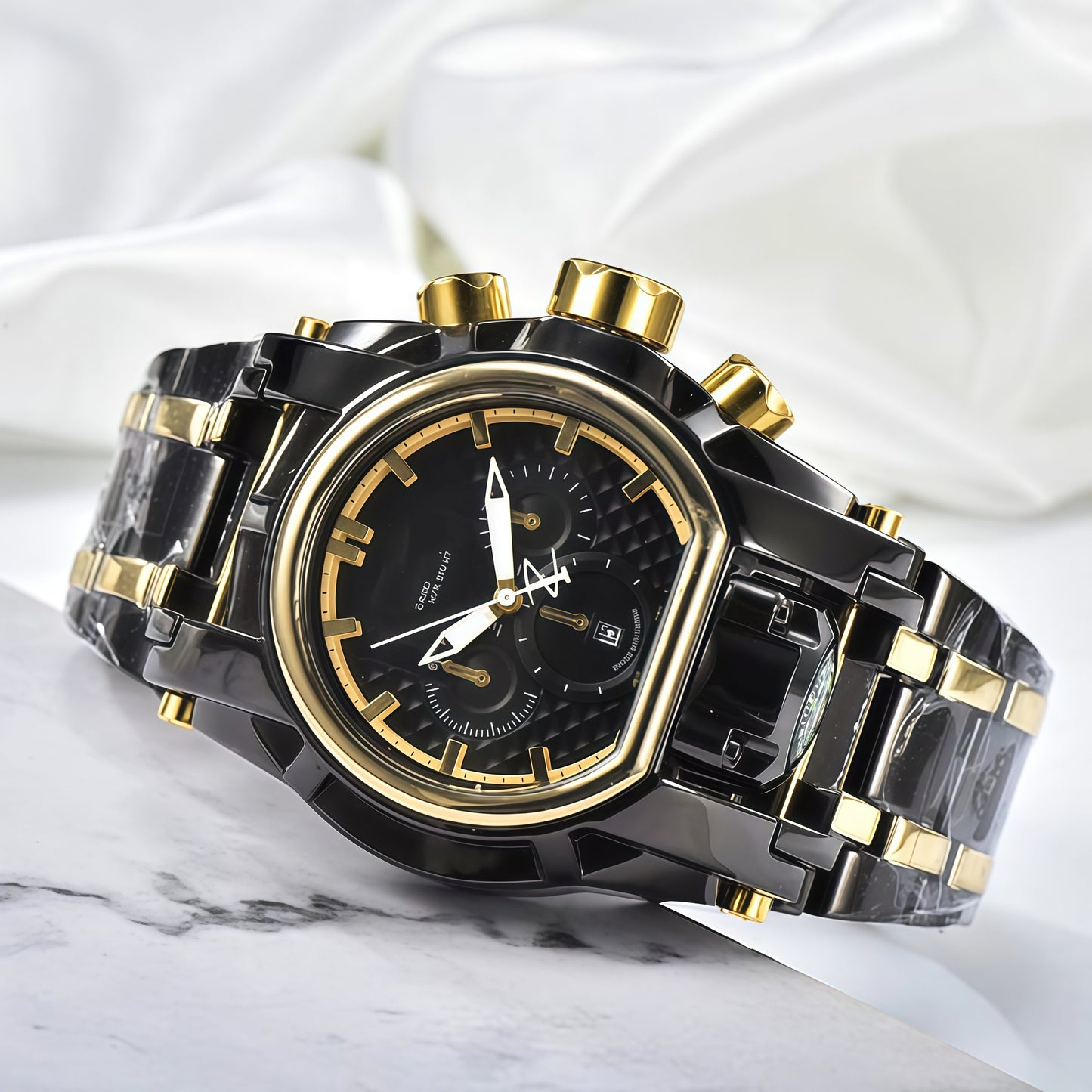 Men's Heavy-Duty Oversized Dial Gold Tactical ⚓ Adventure Watch - Built-in 🧭 Navigation Compass